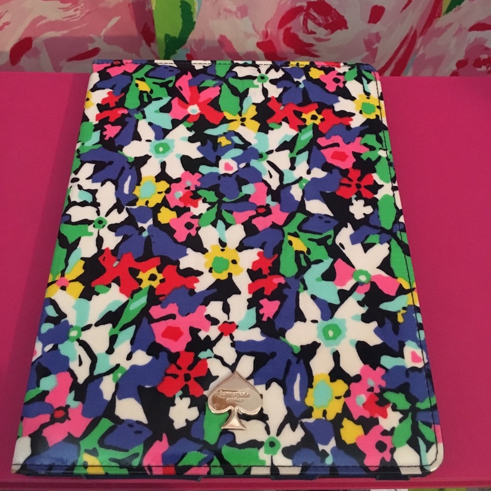 GUC - Kate Spade Margherita iPad folio Gen. 2 or 3